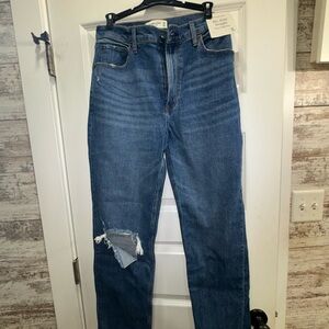 NWT Abercrombie Ankle Straight Ultra High Rise